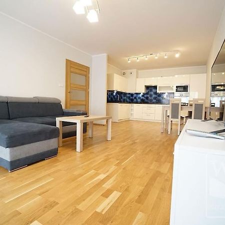 Big Apartment - Old Town - 3 Rooms - Private Parking Wrocław Buitenkant foto